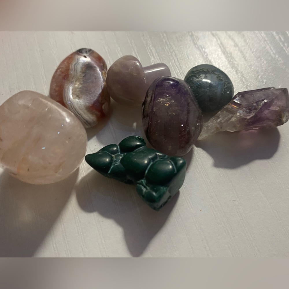Radiant Rider Waite Tarot deck & Crystals - Picture 2 of 2